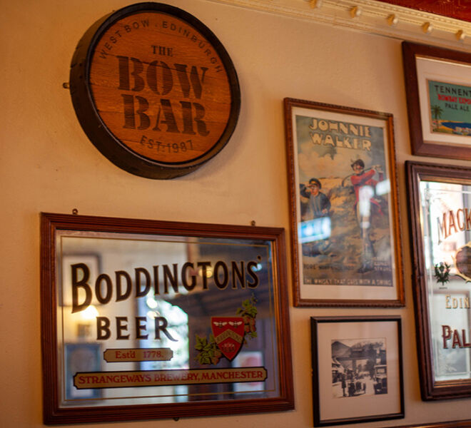 Bow Bar Signage