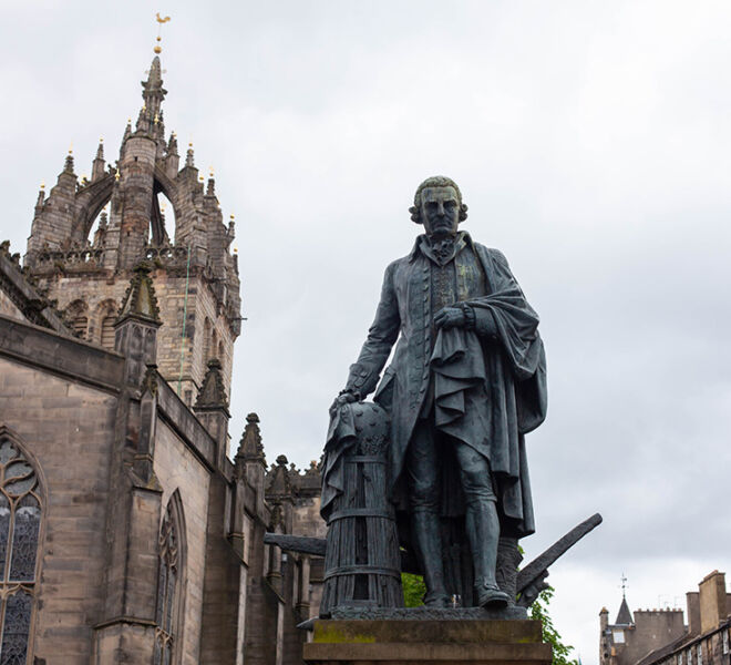 Statue in Edinburgh